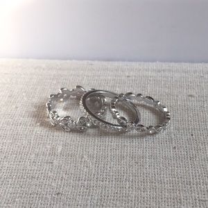 Stella & Dot ring set silver diamond